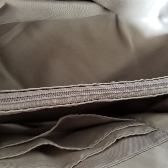 Crossbody bag - Picture 3 of 3